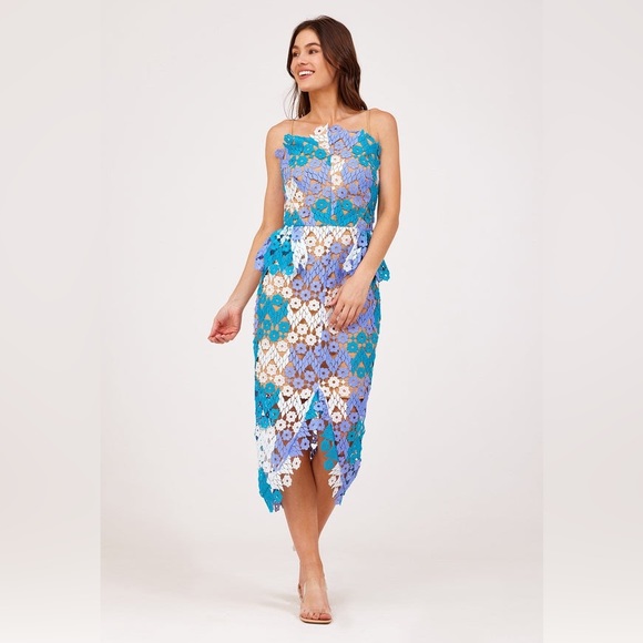 Elliatt Times Floral Lace Peplum Dress - Picture 3 of 9